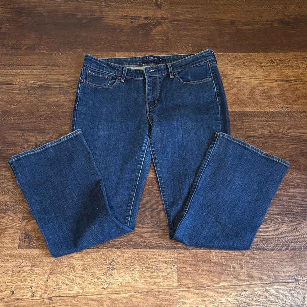 Levi's San Francisco Dark Blue bootcut Leg slight curve Women's Jeans sz 30/10